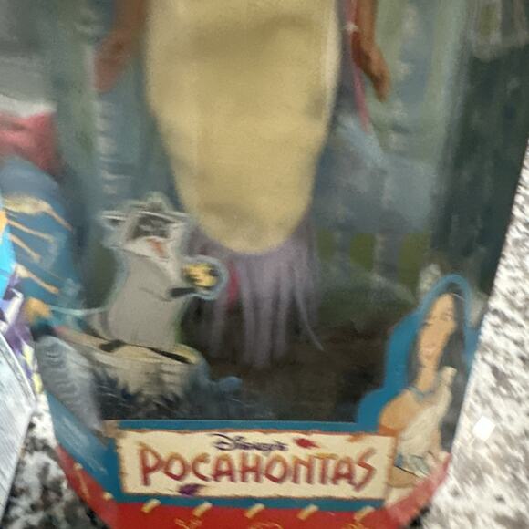 Disney’s POCAHONTAS SUN COLOR Kocoum MATTEL NO.13330 & Pocahontas - Picture 6 of 9